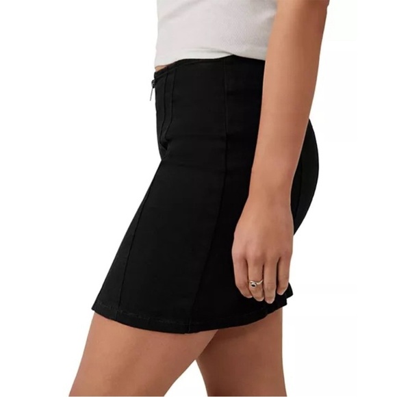 Free People We The Free Layla Zip-Front Denim Miniskirt- Black- 8 - Picture 3 of 13